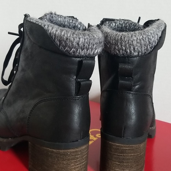 Ankle boots - Picture 4 of 15